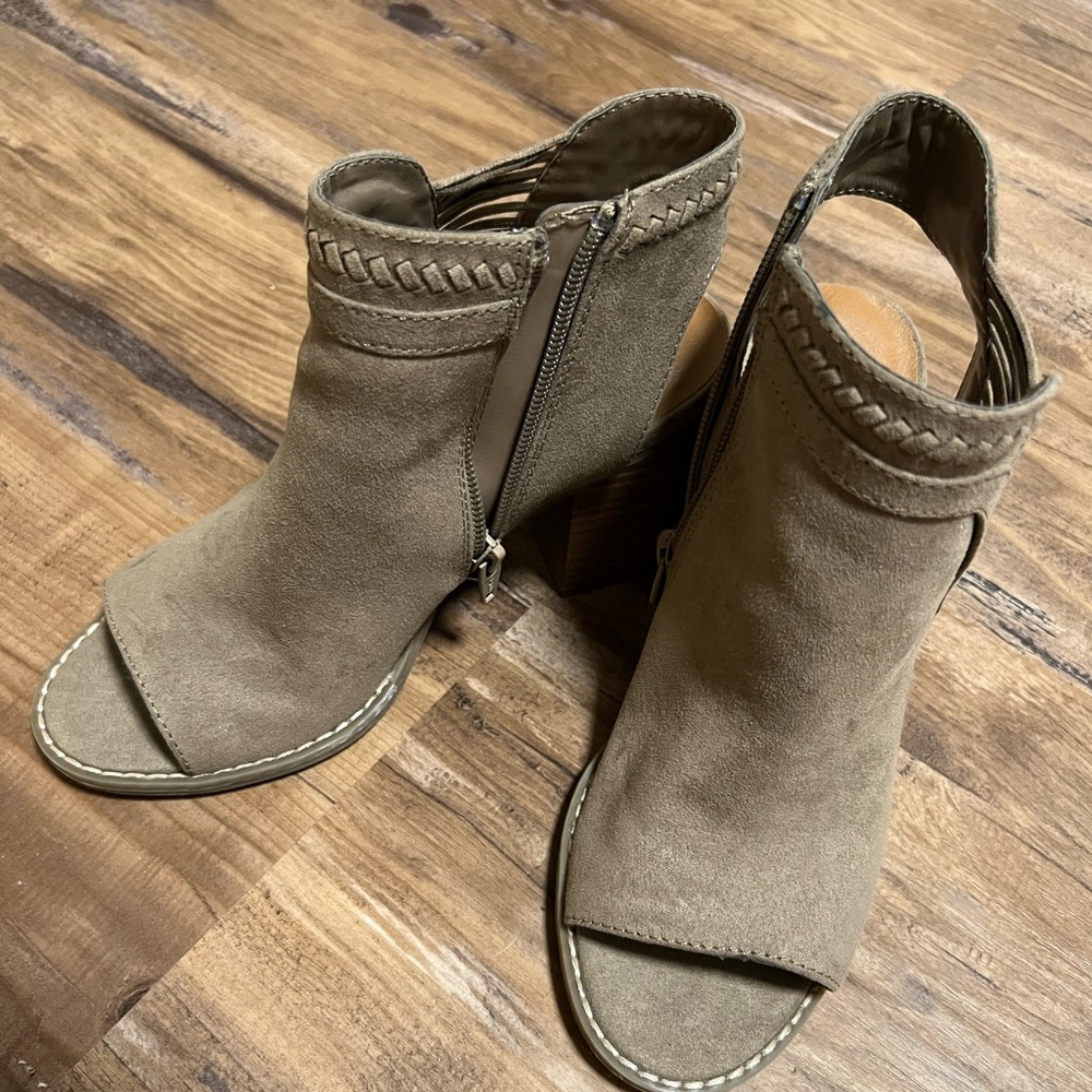 Suede like booties
